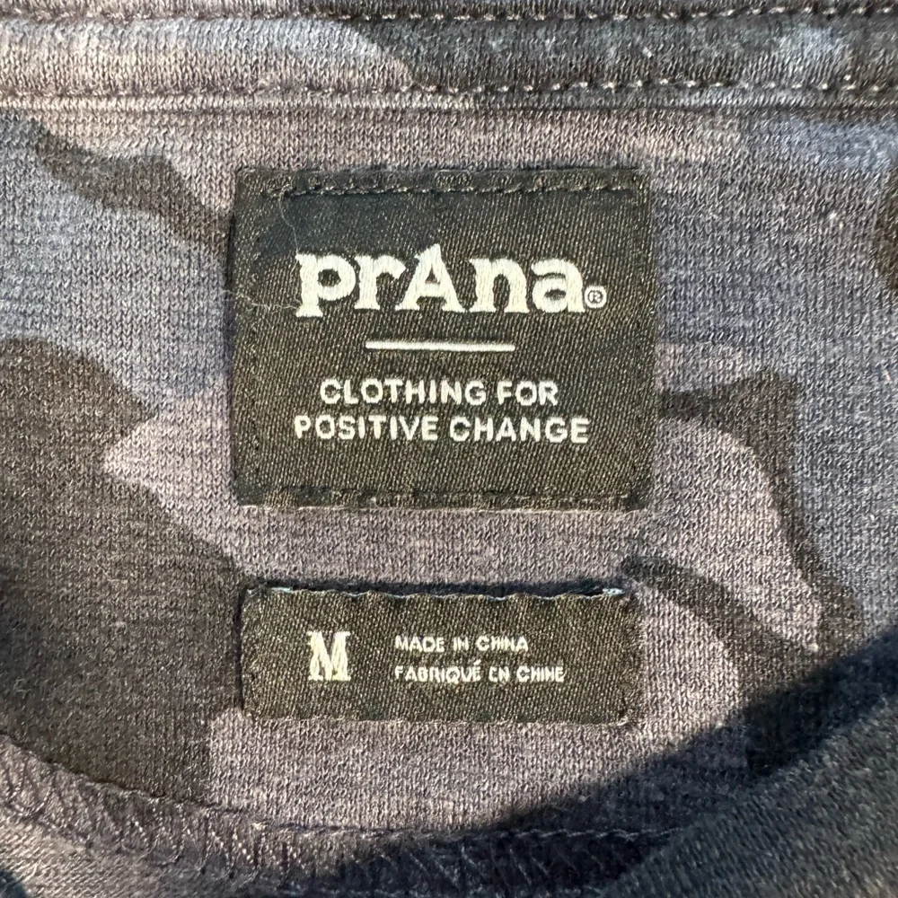 Prana Gray Camo Shirt - Picture 3 of 5